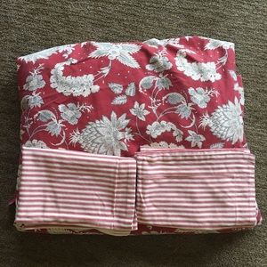 Pottery Barn Queen Size Duvet Cover Set